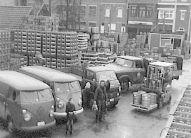 Vrachtwagens van Bierhandel De Troetsel